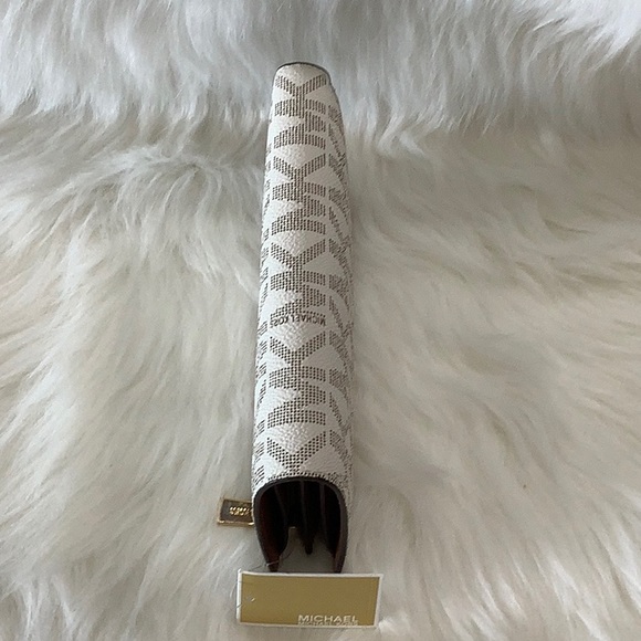 NWT Michael Michael Kors Vanilla Leather Jet Set Large Continental Wallet - Picture 4 of 14